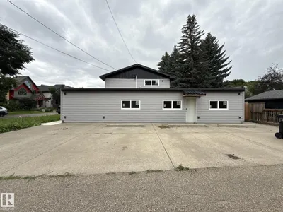 8732 101 AV NW photo 71
