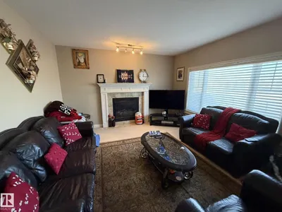 551 STEWART CR SW photo 10