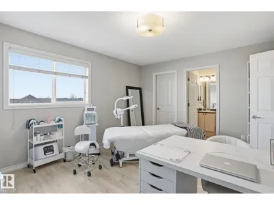 #52 13825 155 AV NW photo 22