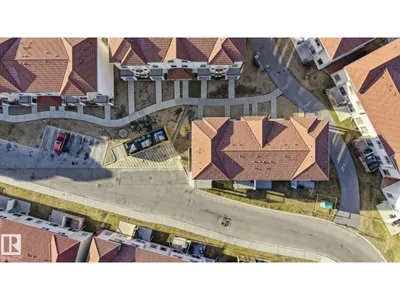 #52 13825 155 AV NW photo 31