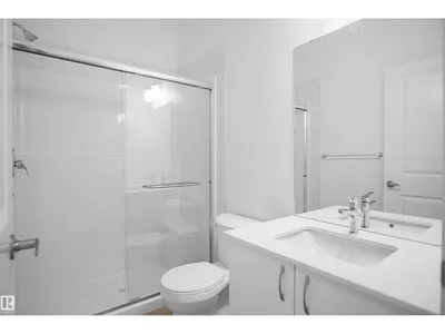 924 17 AV NW photo 19