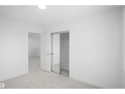 924 17 AV NW photo 28