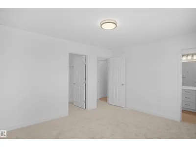 936 17 AV NW photo 17