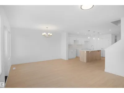 936 17 AV NW photo 13