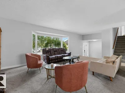 3205 104A ST NW photo 10