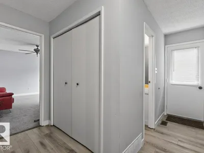 3205 104A ST NW photo 19