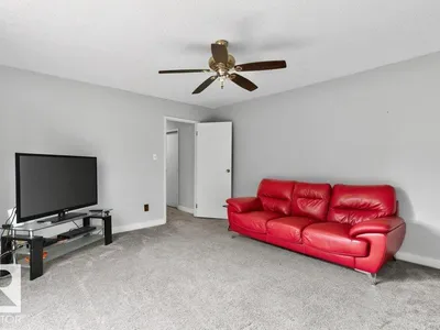 3205 104A ST NW photo 22