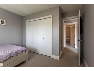 522 174A ST SW photo 33
