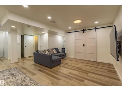 522 174A ST SW photo 39