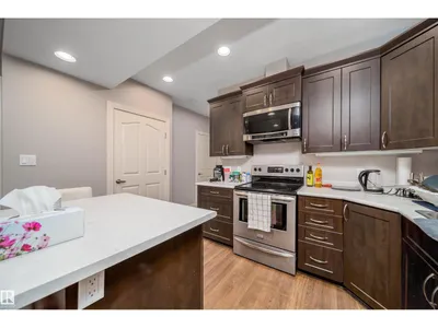 11342 79 AV NW photo 34