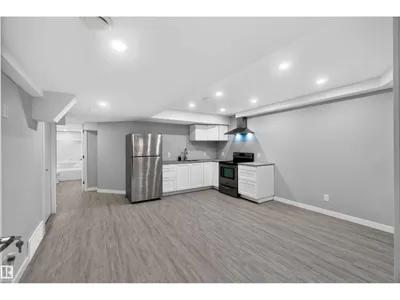 1325 PODERSKY WD SW photo 28