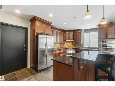 #401 10009 102 AV NW photo 27