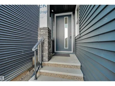 4303 36 Street photo 9