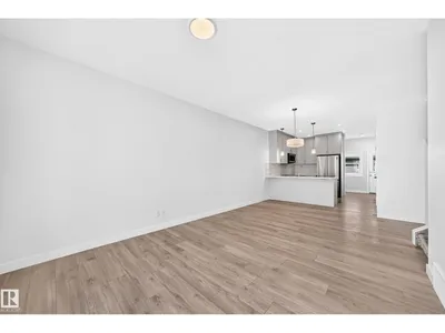 3816 CHRUSTAWKA PL SW photo 11