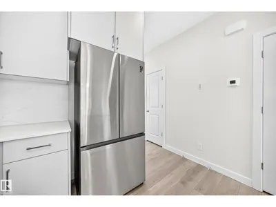 3816 CHRUSTAWKA PL SW photo 18