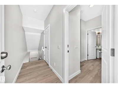 3816 CHRUSTAWKA PL SW photo 22