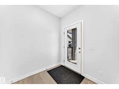 3816 CHRUSTAWKA PL SW photo 7