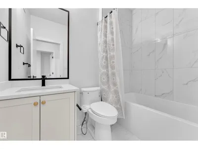 4514 63 ST photo 39