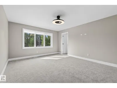 10906 54 AV NW photo 36