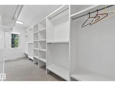 10906 54 AV NW photo 43