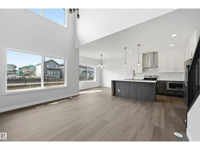 935 18 AV NW photo 25