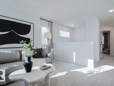 18651 19 AV NW photo 36
