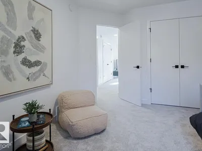 18651 19 AV NW photo 40