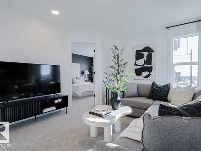 18651 19 AV NW photo 37