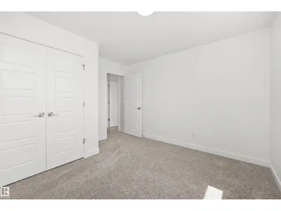 18923 28 AV NW photo 30
