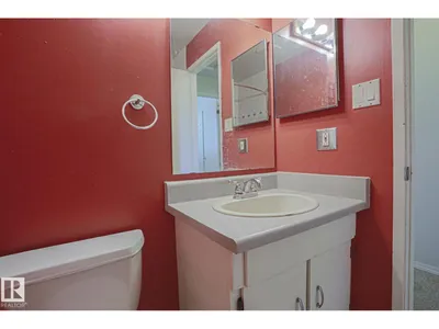 #45 1651 46 ST NW photo 31