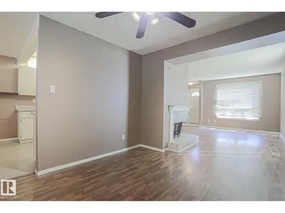 #45 1651 46 ST NW photo 7