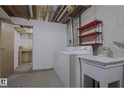 #45 1651 46 ST NW photo 23