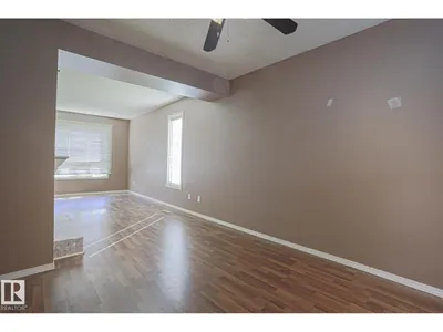 #45 1651 46 ST NW photo 28