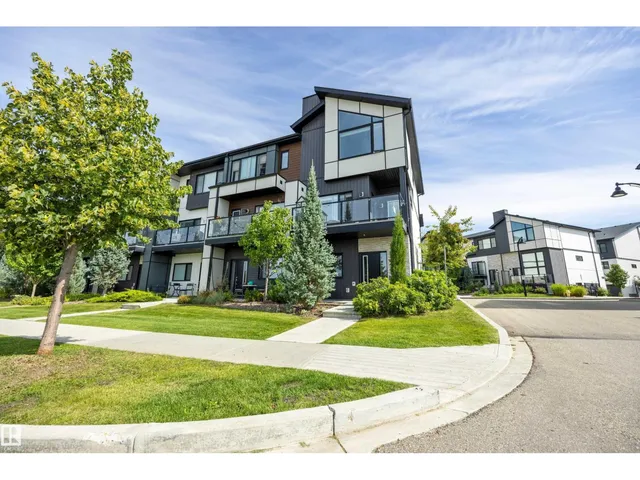 1119 KESWICK DR SW, Edmonton