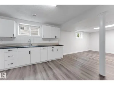 4511 25 AV NW NW photo 28