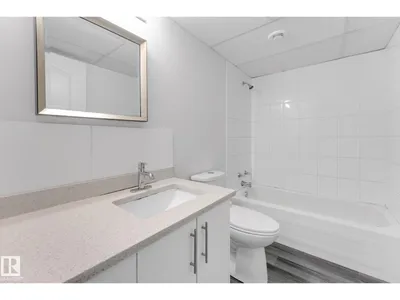 4511 25 AV NW NW photo 35