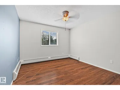#210 2508 50 ST NW photo 19