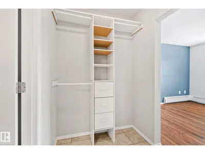 #210 2508 50 ST NW photo 24