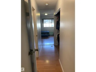 #302 10421 93 ST NW NW photo 22
