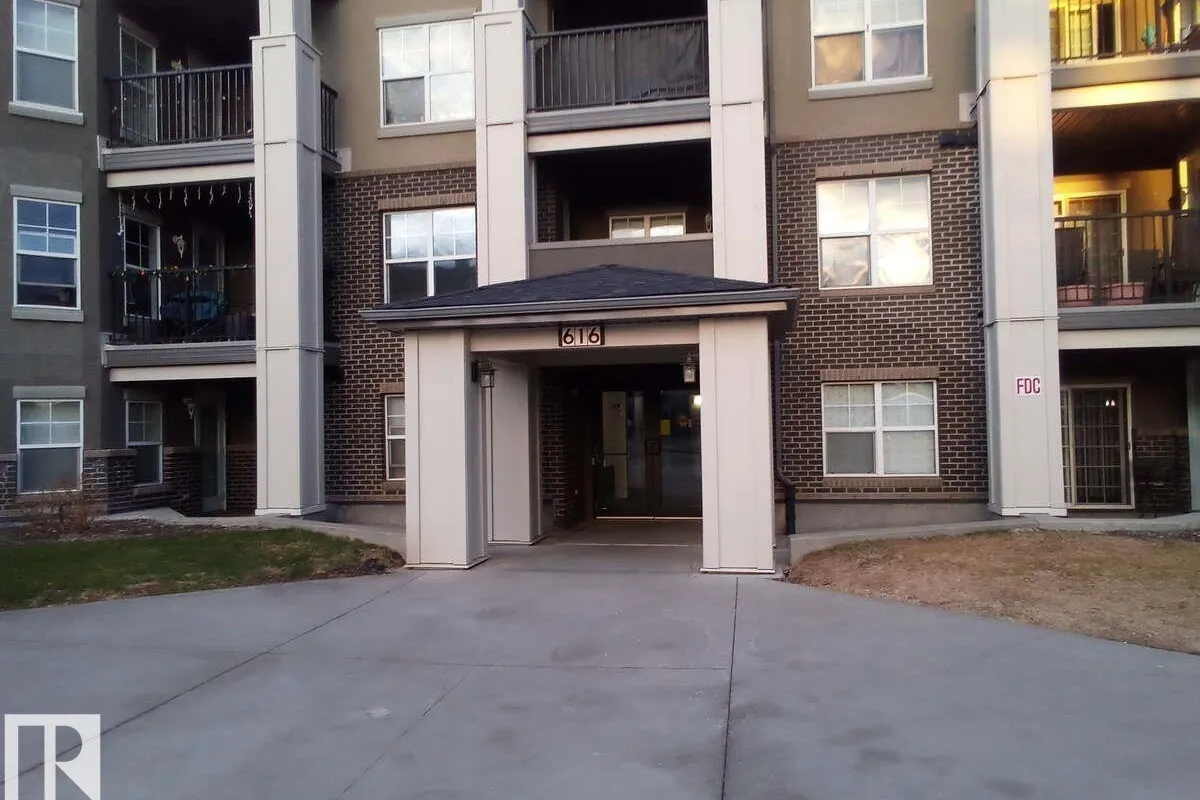 #113 616 MCALLISTER LO SW exterior