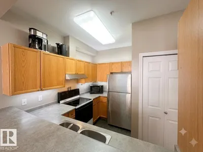 #103 8108 109 ST NW photo 6