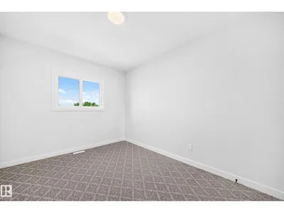 104 Waverly WY photo 26