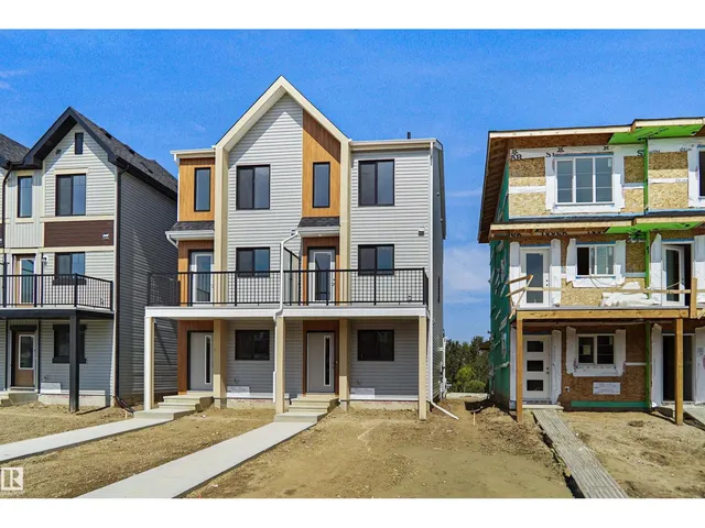 920 19 AV NW, Edmonton