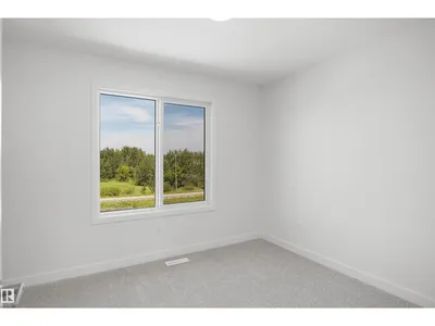 926 19 AV NW photo 24