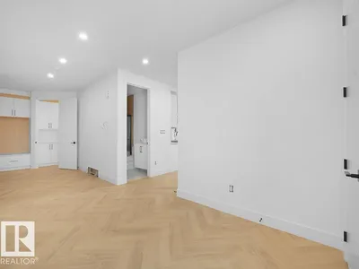 89 ELDRIDGE PT photo 16