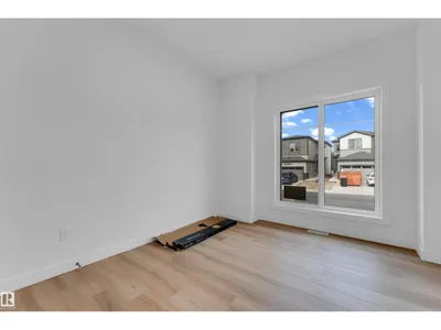 220 24 ST SW photo 8