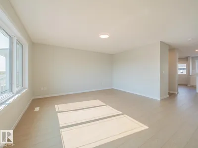 17664 69A ST NW photo 7