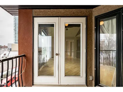 #304 9336 JASPER AV NW photo 19