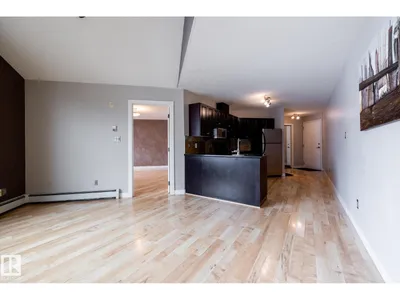 #304 9336 JASPER AV NW photo 22