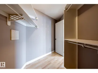 #304 9336 JASPER AV NW photo 31